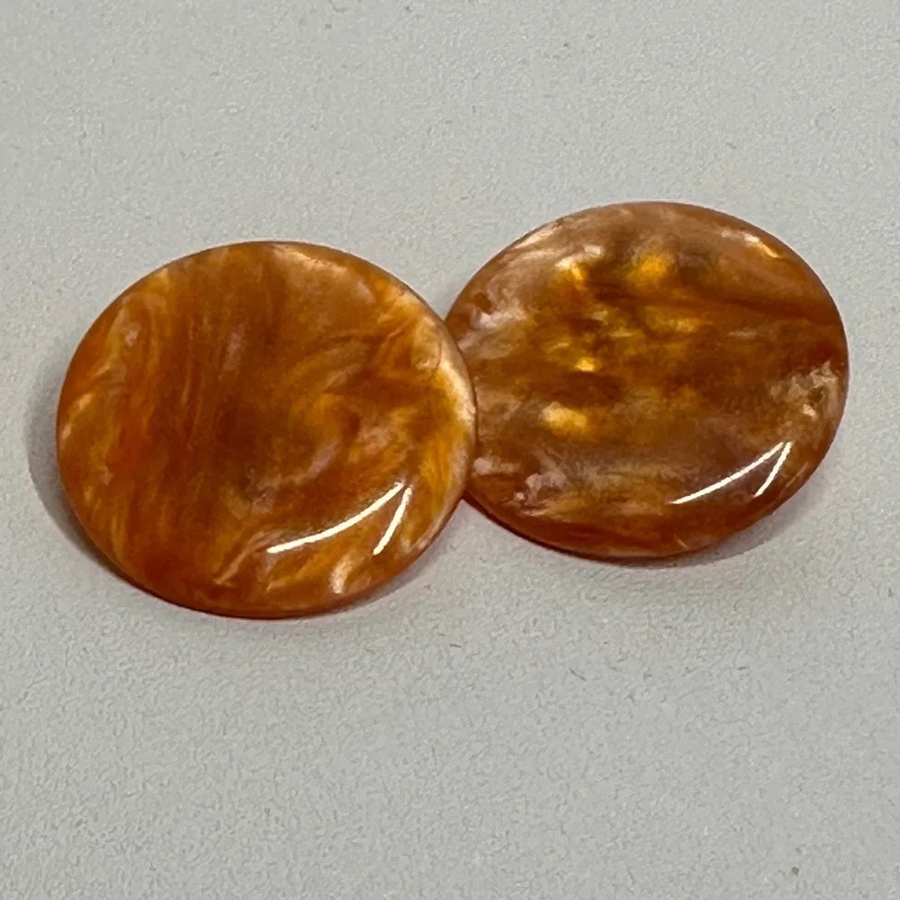 Vintage‎ Butterscotch Lucite Earrings Amber Swirl Round Clip On